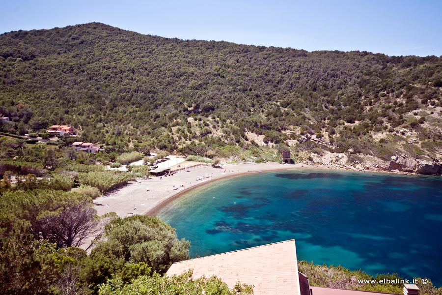 La spiaggia di Nisporto